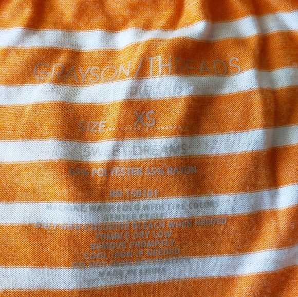 shorts - Picture 3 of 3